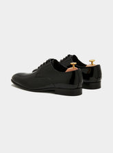 Derby lucida in pelle