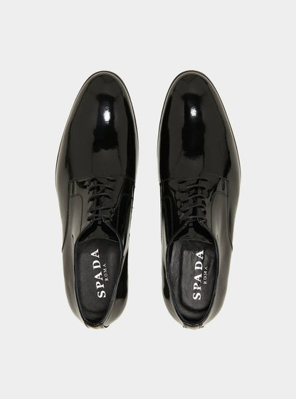 Derby lucida in pelle